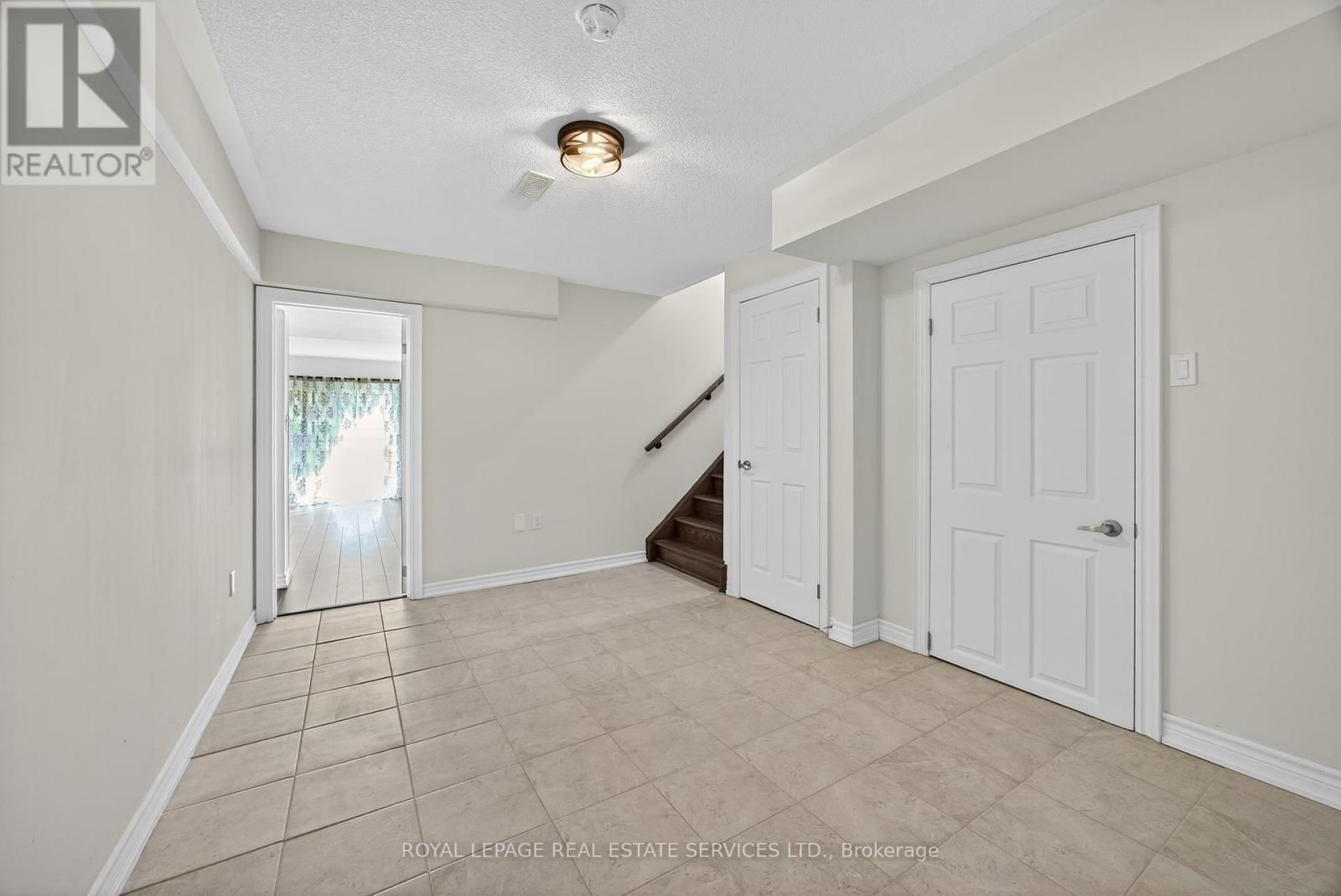 33 PEARL STREET Image 37