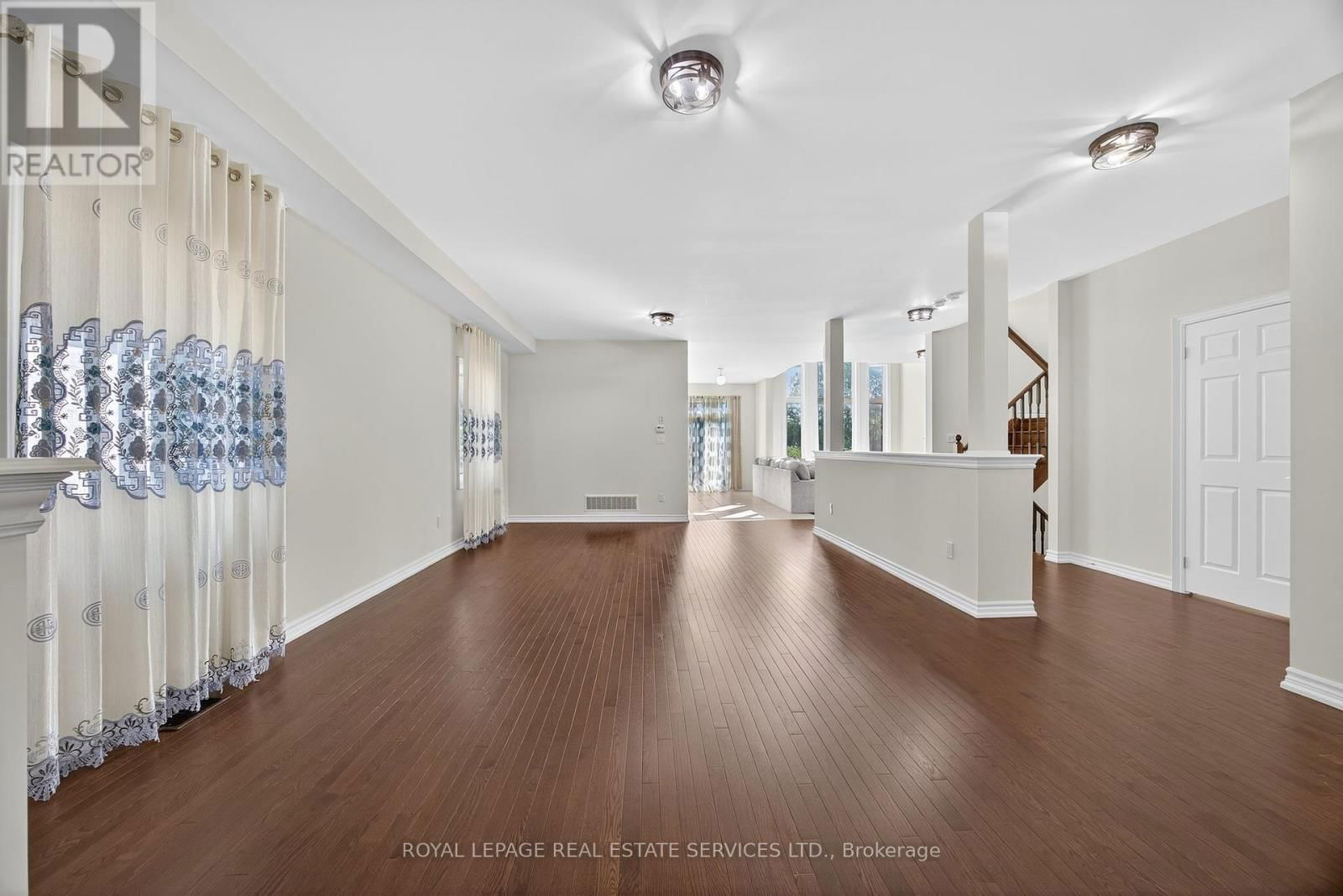 33 PEARL STREET Image 7