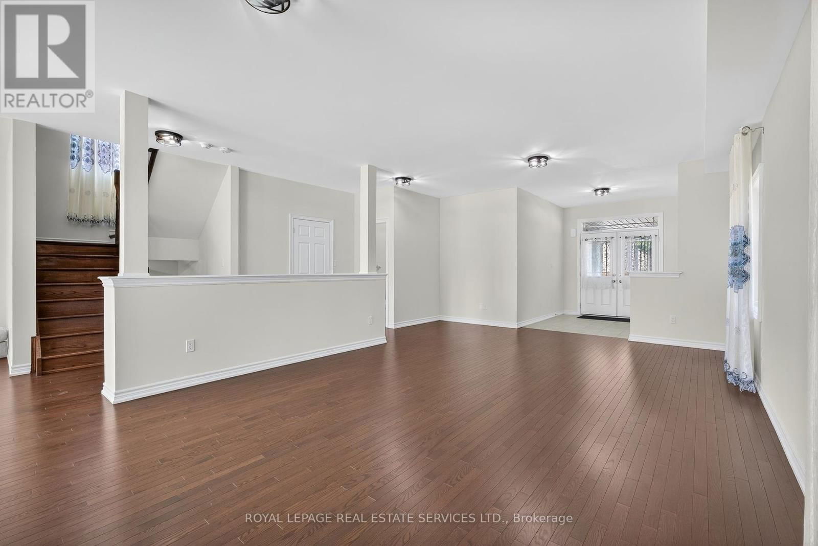 33 PEARL STREET Image 9