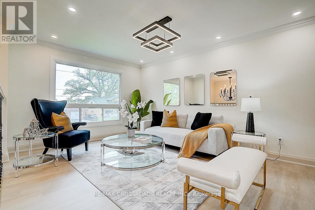 160 LETITIA STREET Image 1