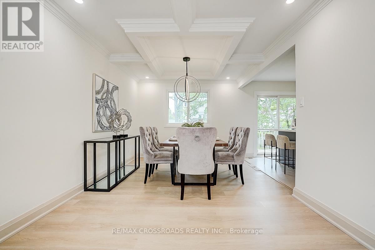 160 LETITIA STREET Image 11