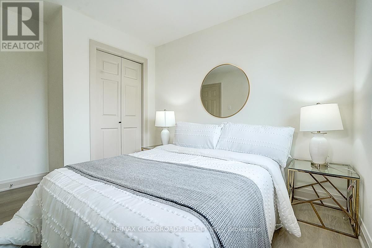 160 LETITIA STREET Image 25