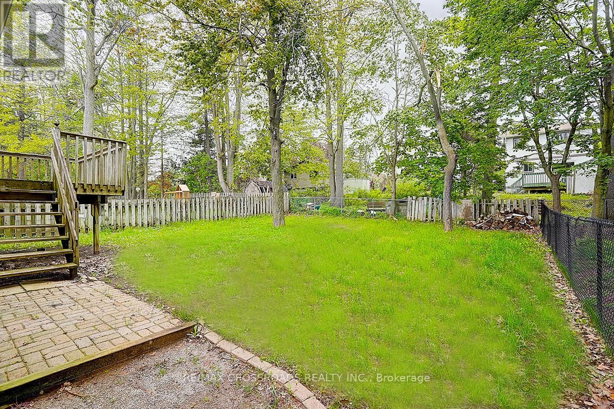160 LETITIA STREET Image 41