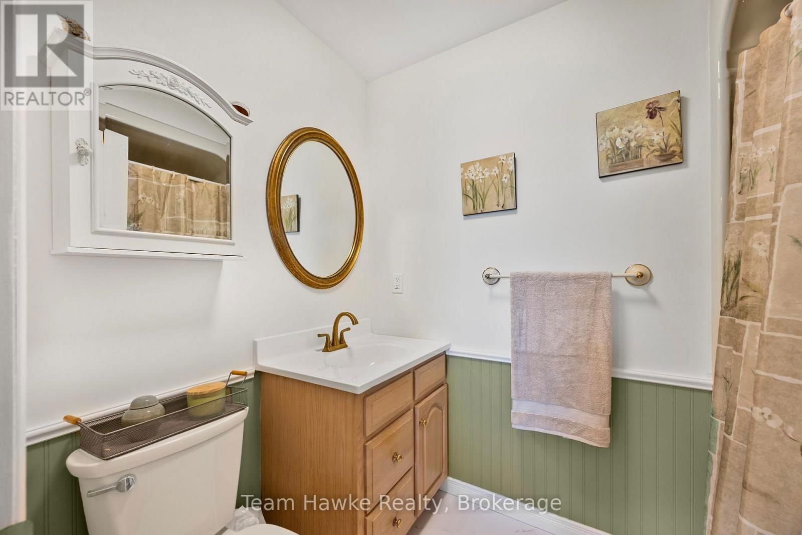 26 JURY DRIVE Image 22
