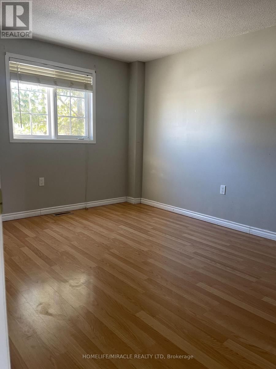 111 COLUMBIA ROAD Image 16