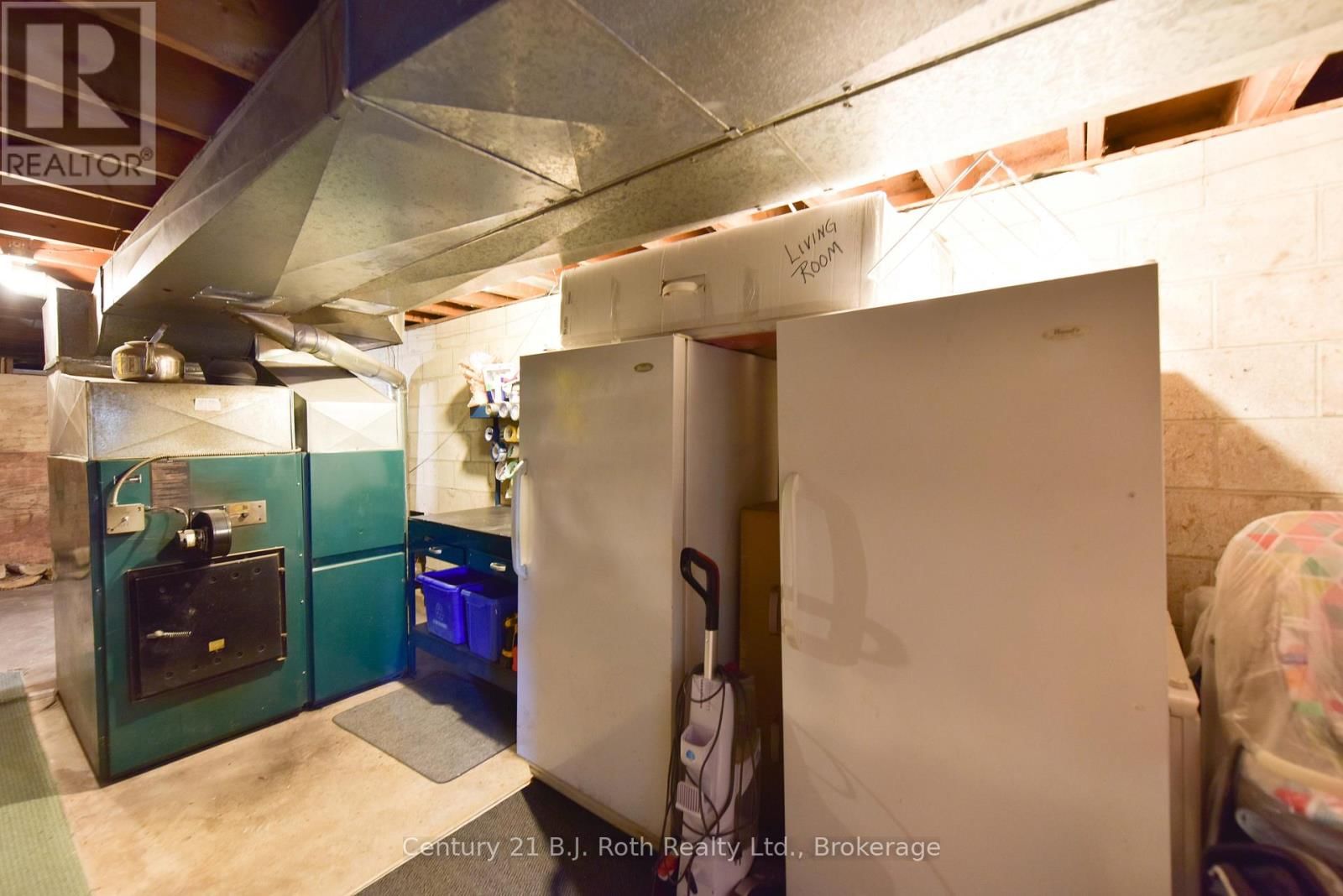 1579 WAINMAN LINE Image 46