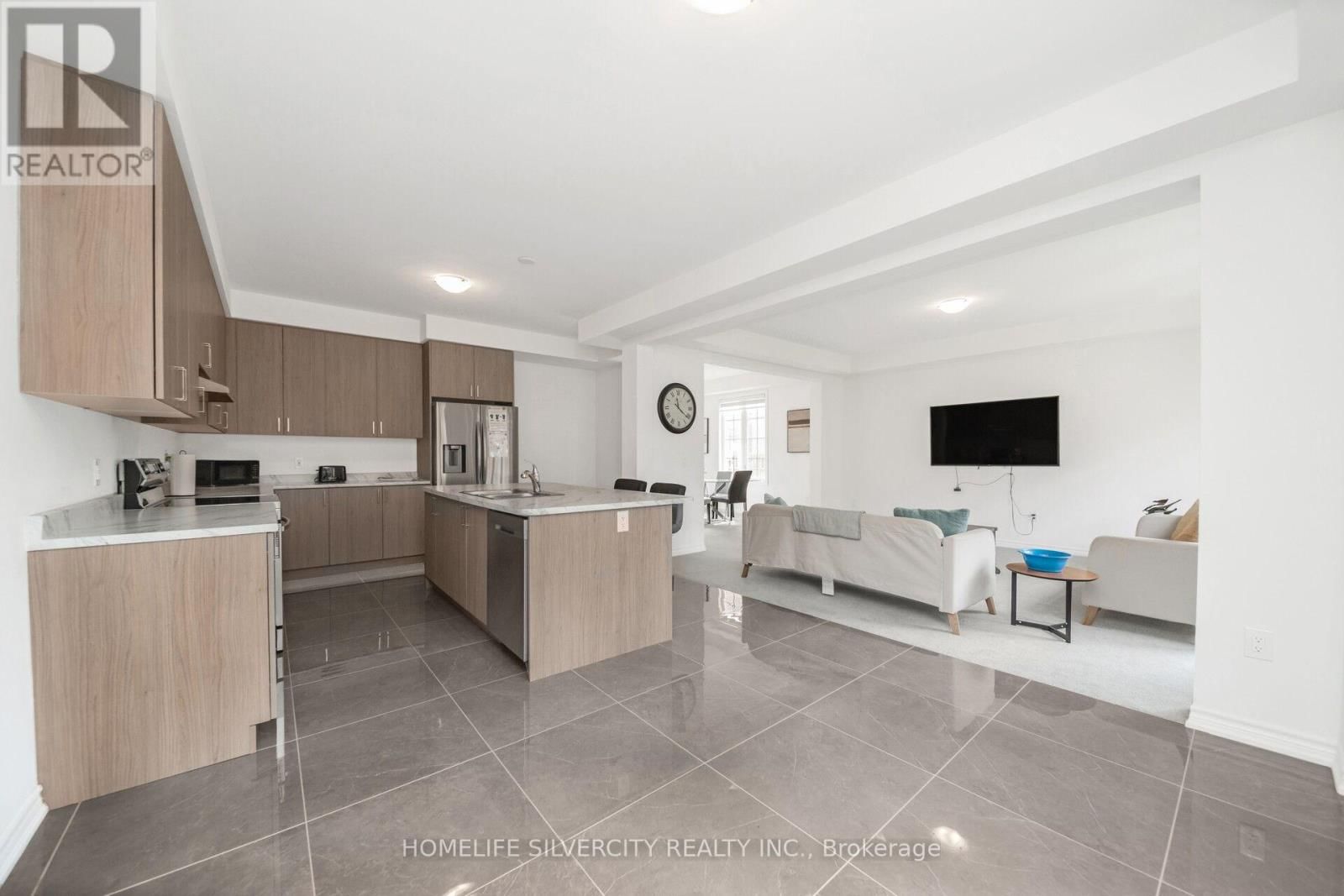 26 SASSAFRASS ROAD Image 12