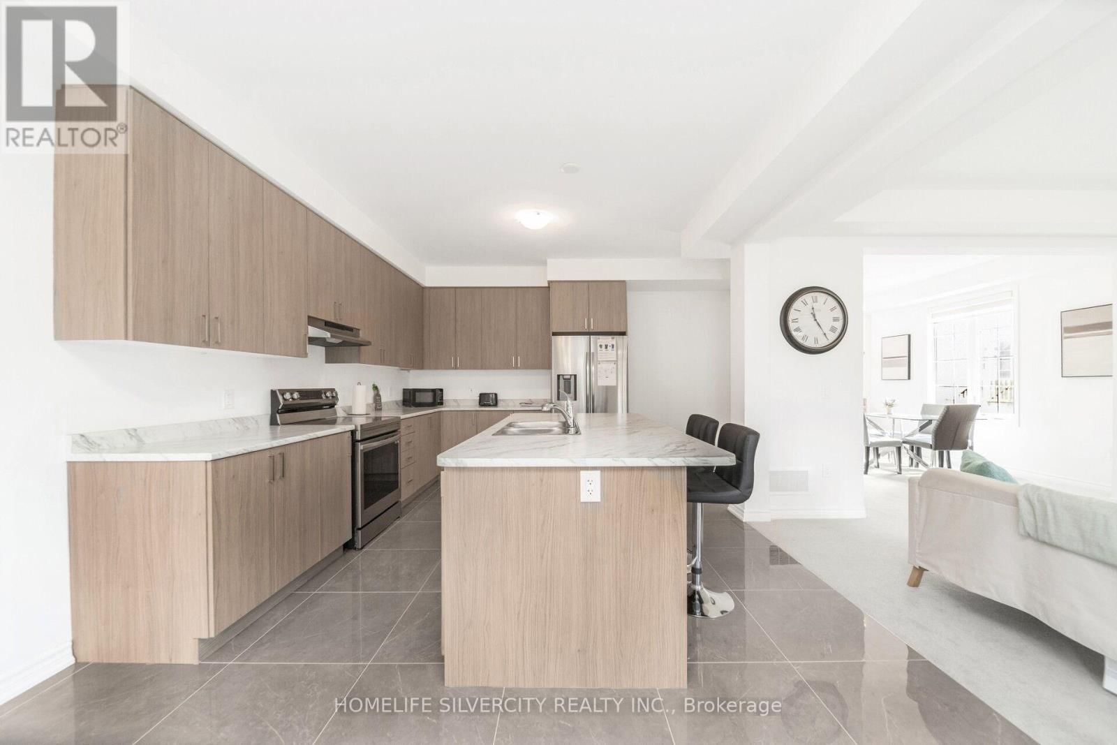 26 SASSAFRASS ROAD Image 15