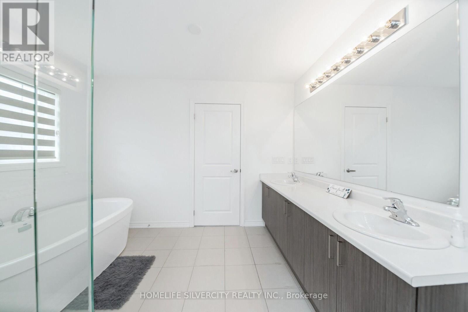 26 SASSAFRASS ROAD Image 45