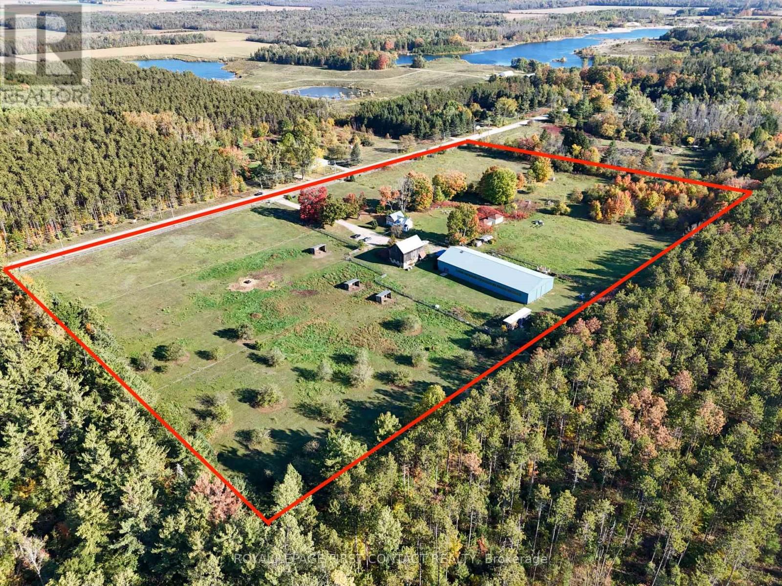 2041 FLOS 4 ROAD WEST Image 1