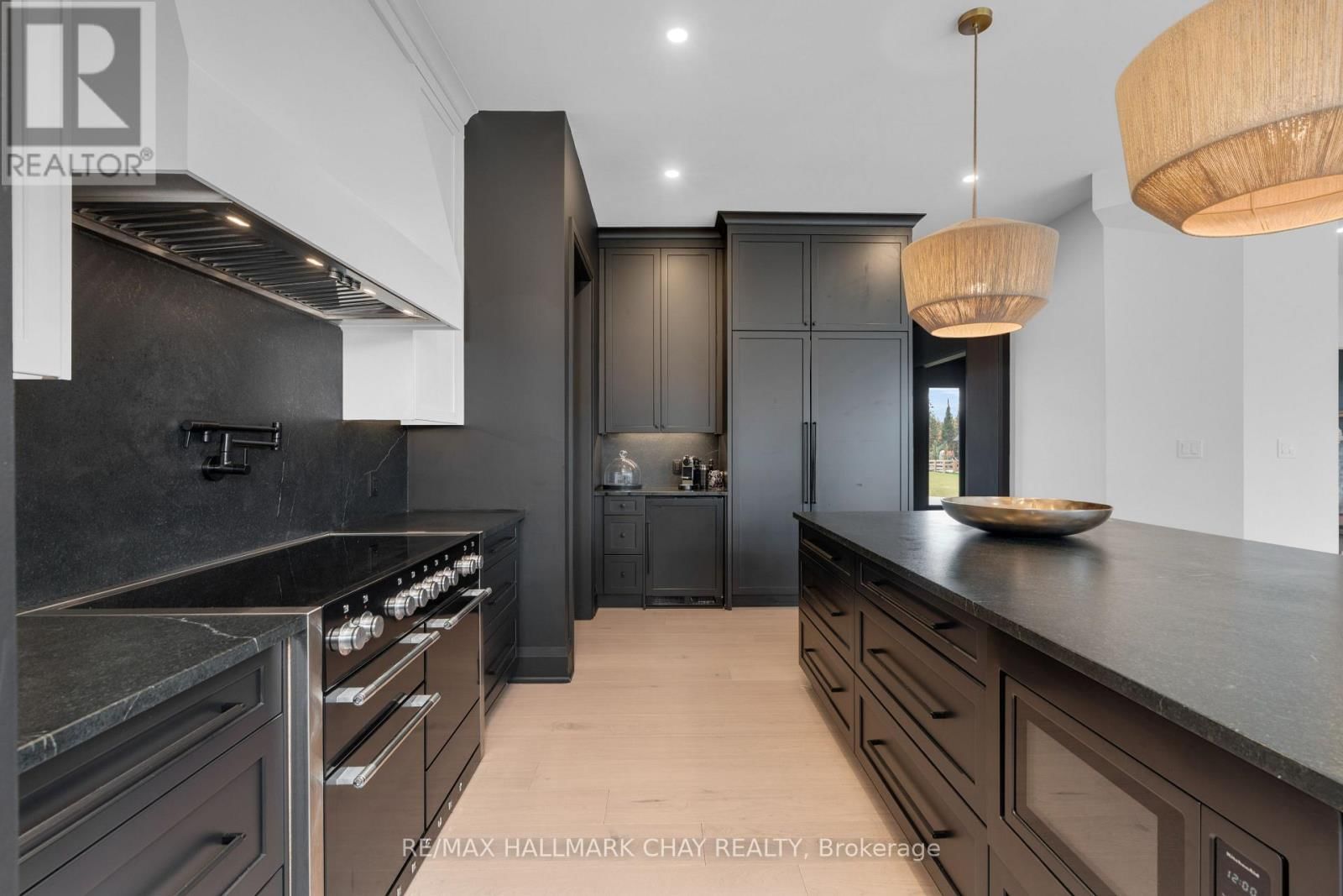 72 GEORGIAN GRANDE DRIVE Image 14