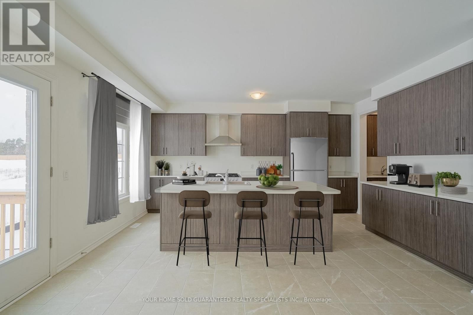 62 CALYPSO AVENUE Image 3