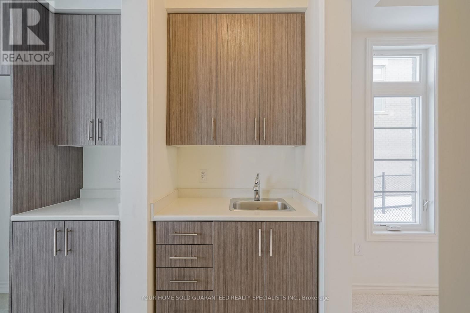 62 CALYPSO AVENUE Image 4