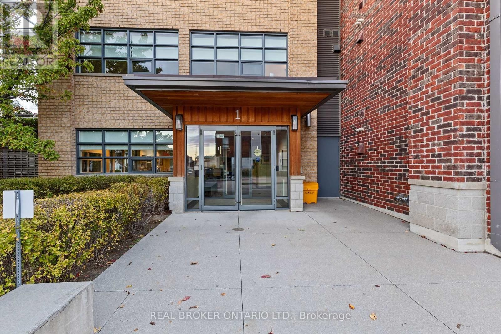 302 - 1 SHIPYARD LANE Image 28