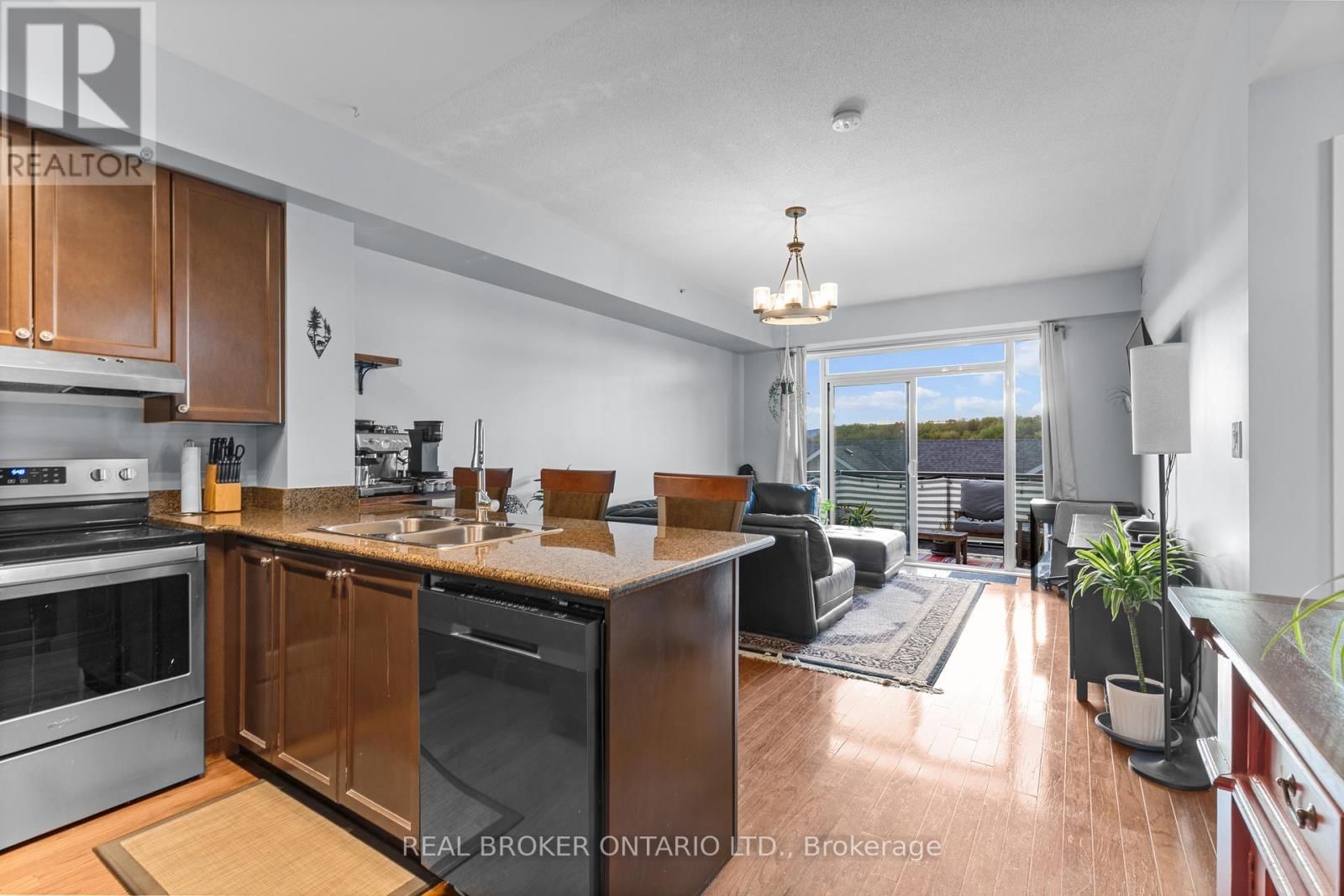 302 - 1 SHIPYARD LANE Image 33