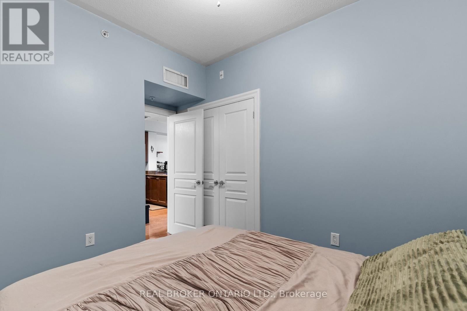 302 - 1 SHIPYARD LANE Image 34