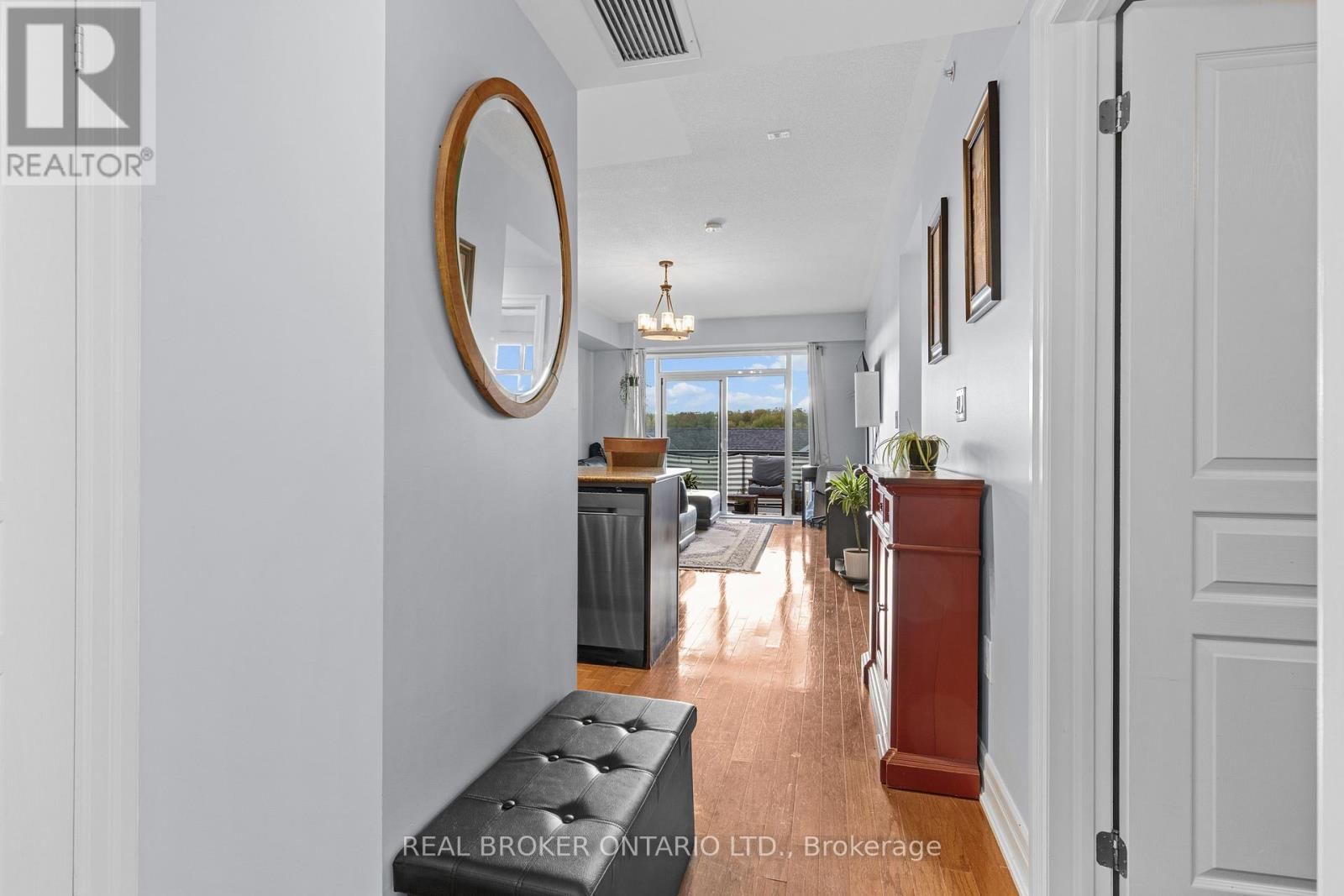 302 - 1 SHIPYARD LANE Image 36