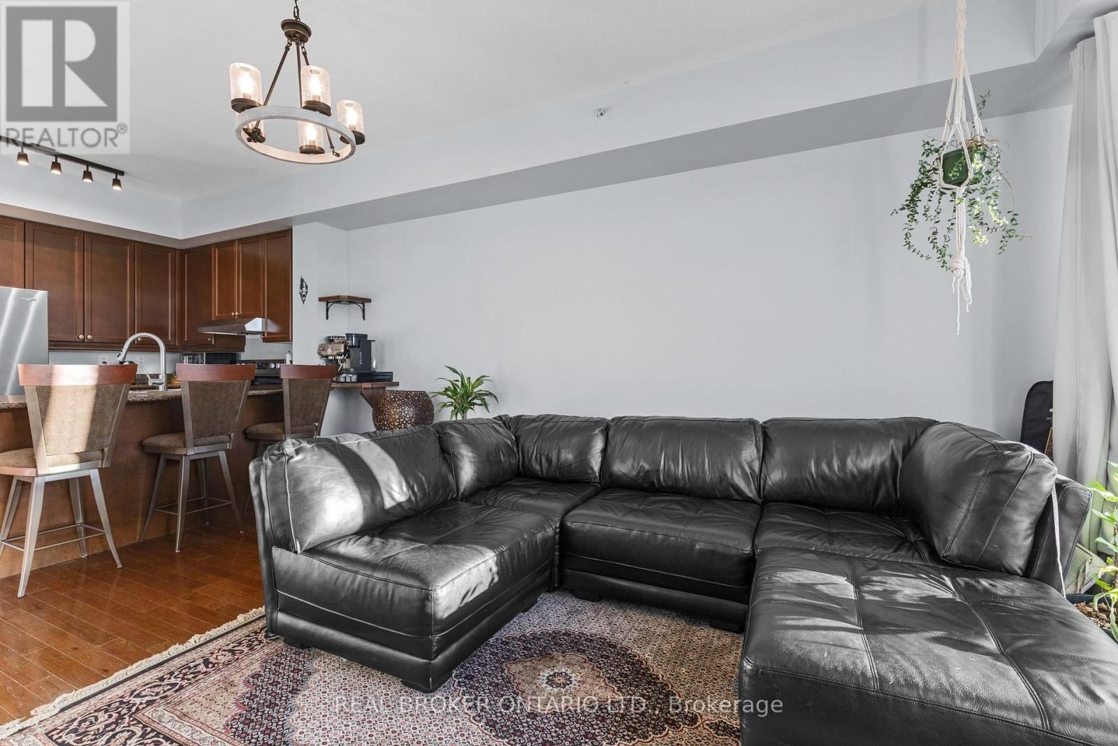 302 - 1 SHIPYARD LANE Image 43