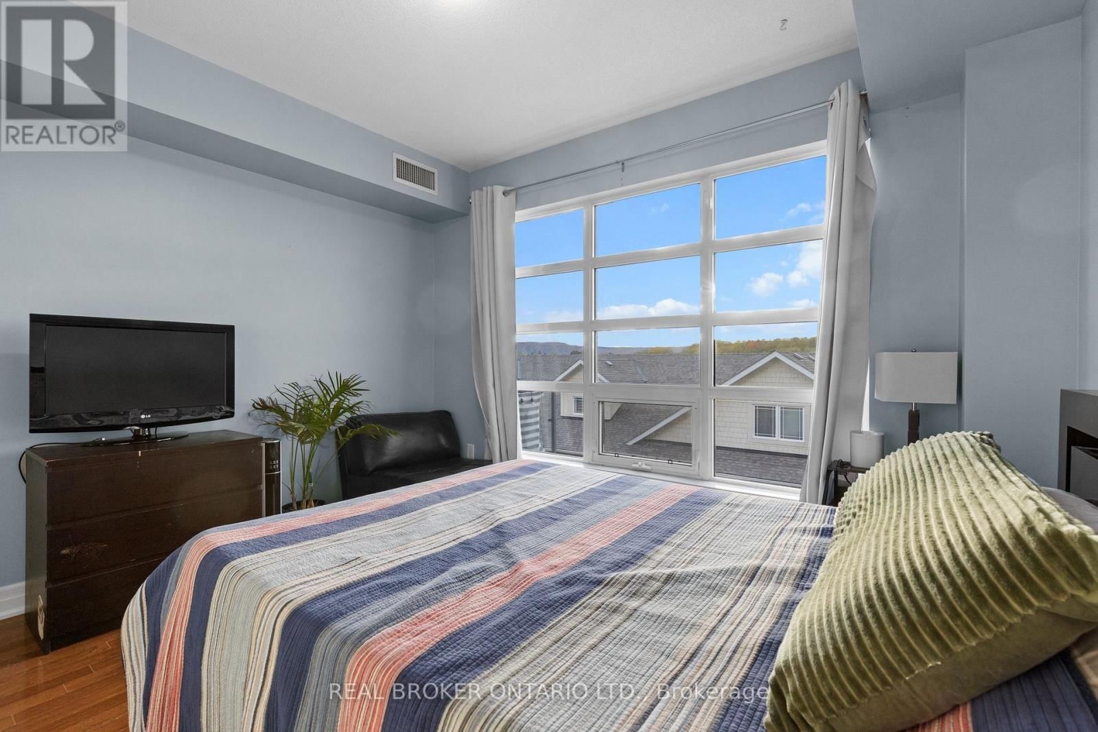 302 - 1 SHIPYARD LANE Image 47