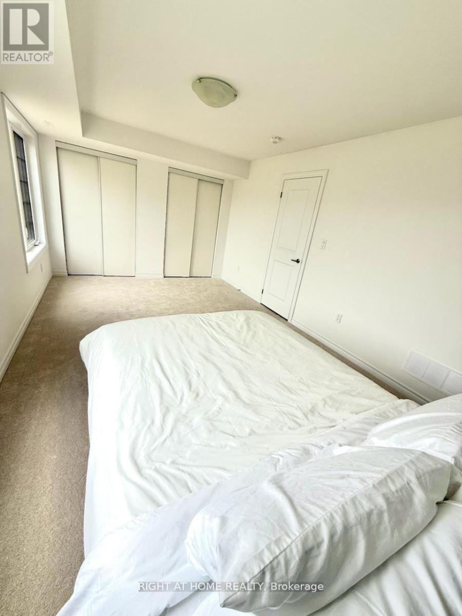 #2 - 31 PUMPKIN CORNER CRESCENT Image 12