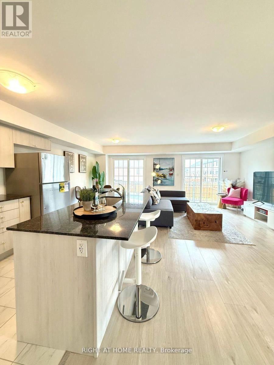 #2 - 31 PUMPKIN CORNER CRESCENT Image 2