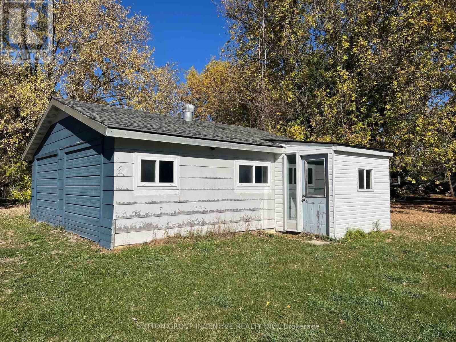 4067 AIRPORT ROAD Image 2