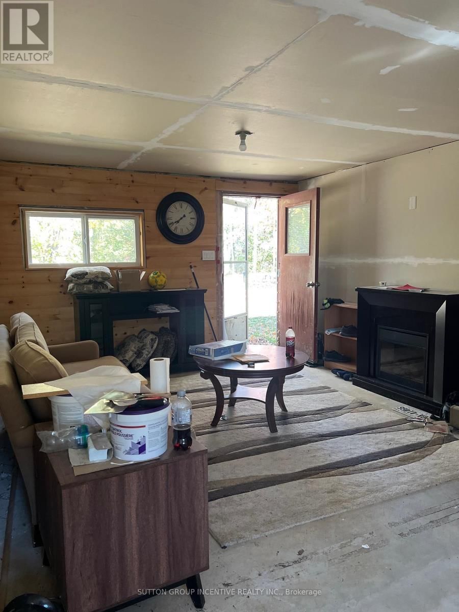 4067 AIRPORT ROAD Image 6