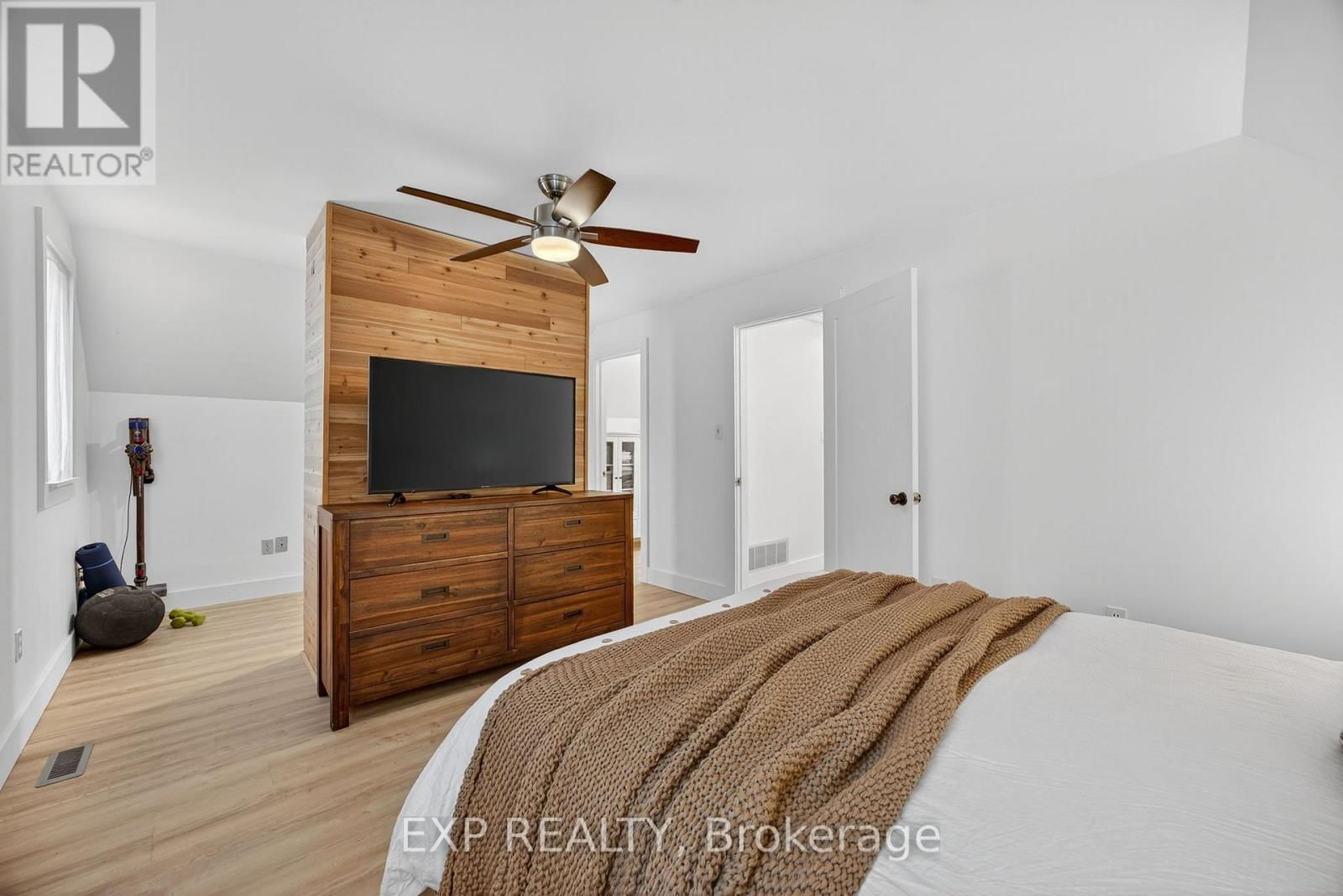 154 PARK ROAD Image 33