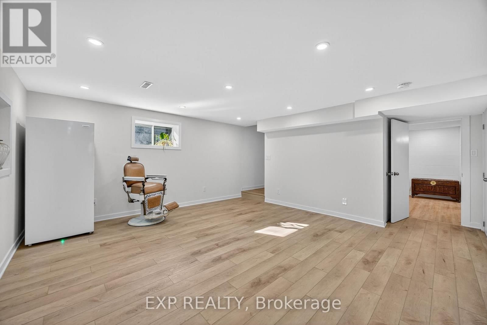 154 PARK ROAD Image 39