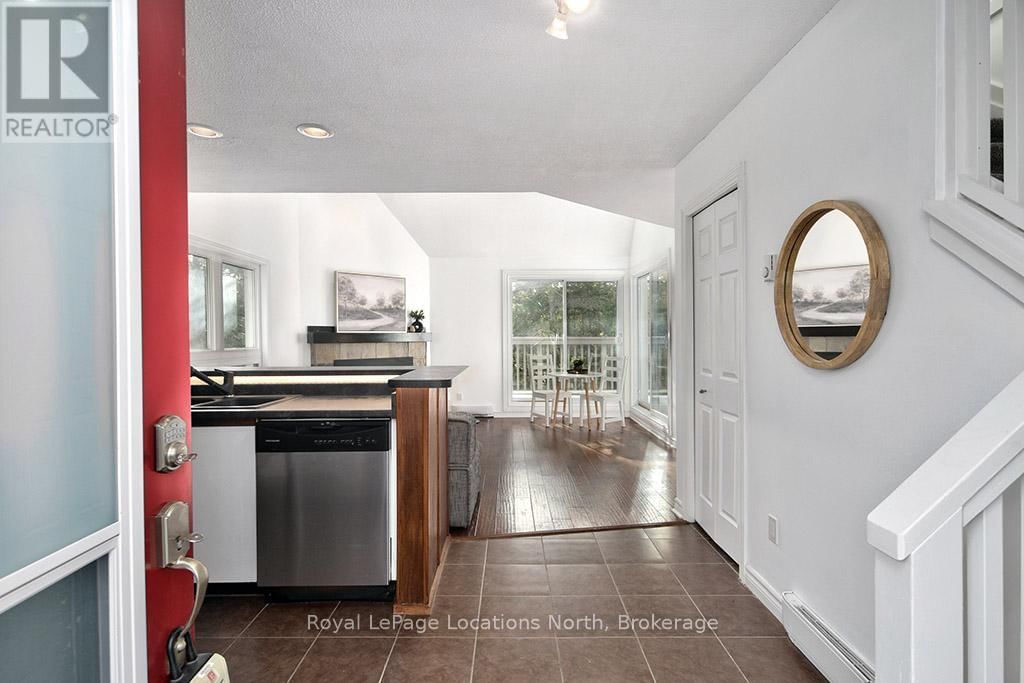 182 - 49 TROTT BOULEVARD Image 1