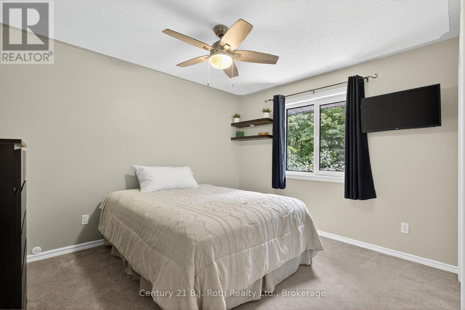 83 WOZNIAK ROAD Image 23