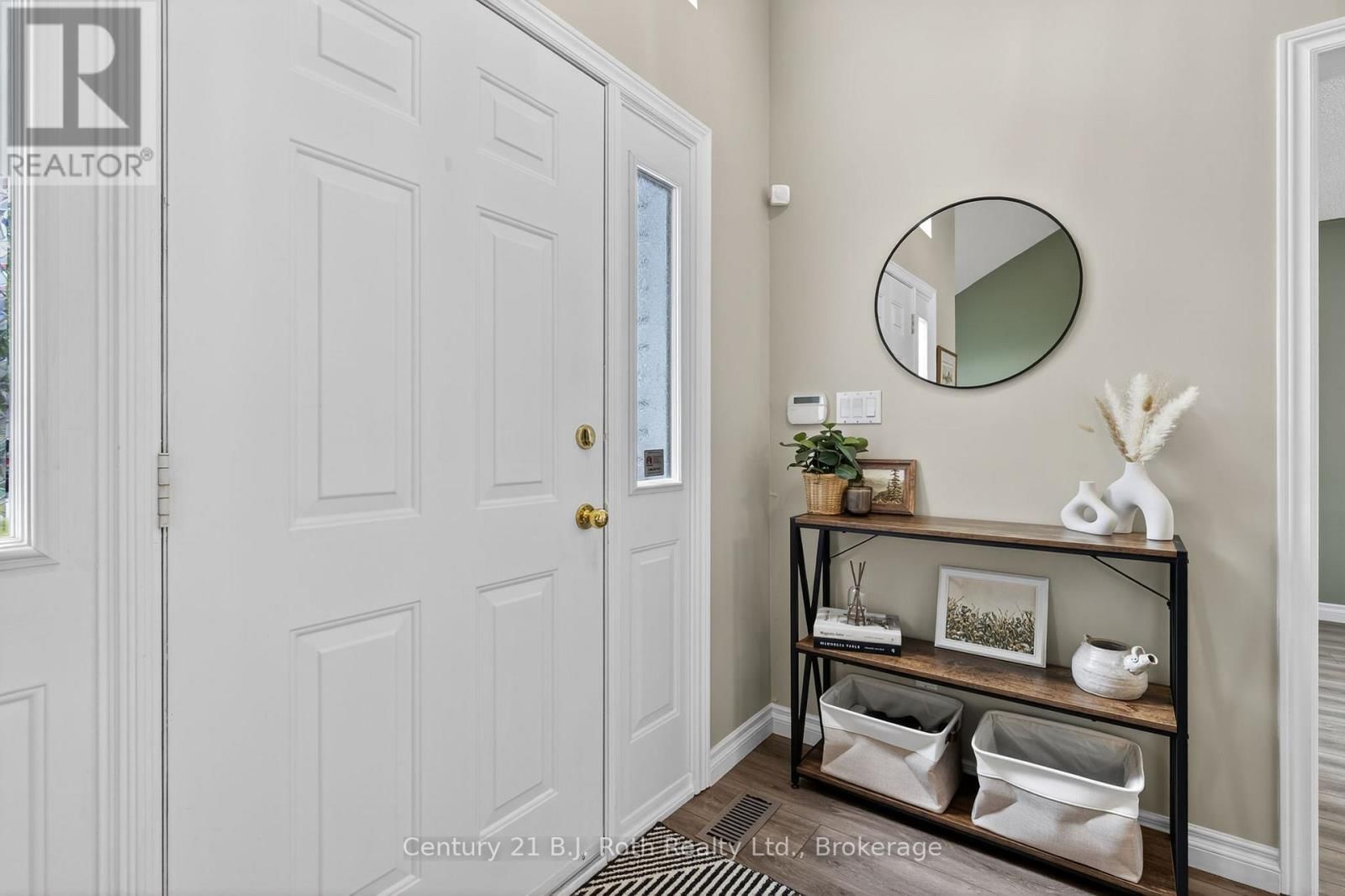 83 WOZNIAK ROAD Image 4