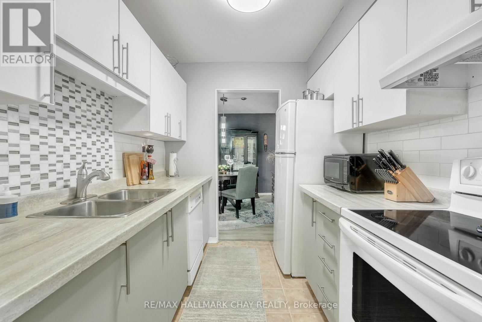 106 - 1 QUAIL CRESCENT Image 24