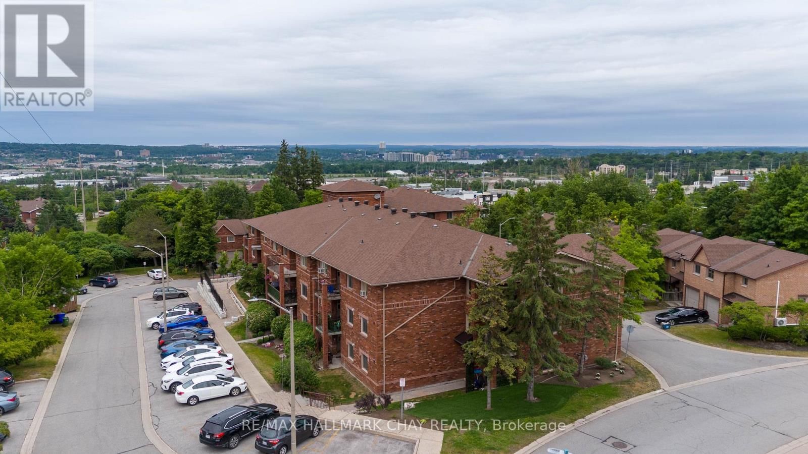 106 - 1 QUAIL CRESCENT Image 30