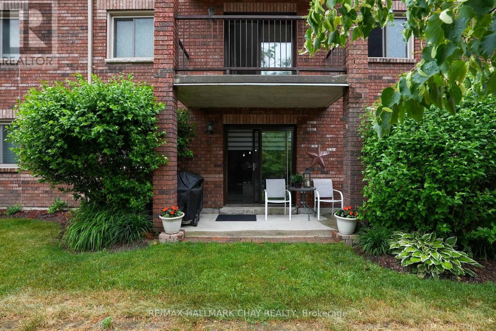 106 - 1 QUAIL CRESCENT Image 32