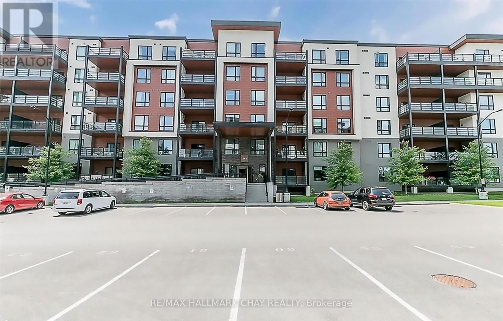 302 - 306 ESSA ROAD Image 2