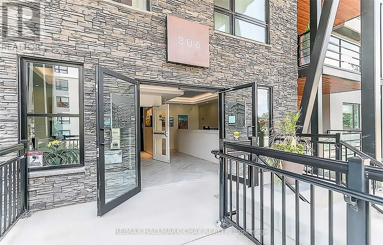 302 - 306 ESSA ROAD Image 3