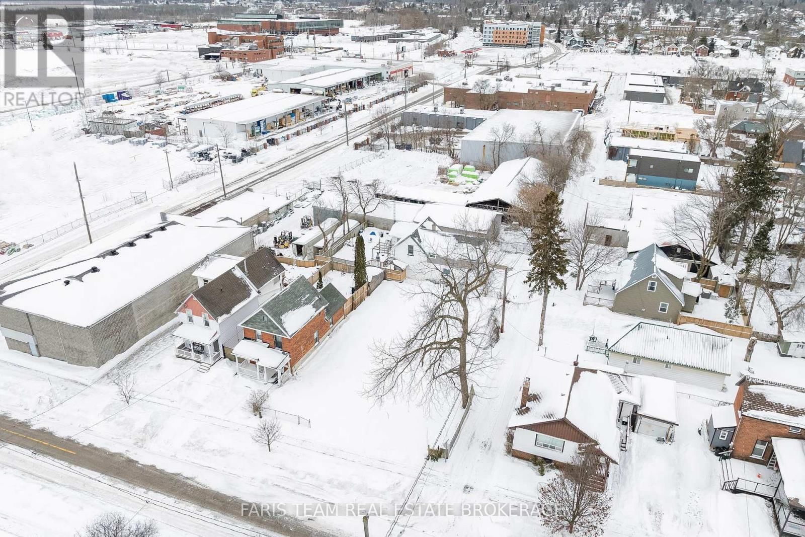 105 MATCHEDASH STREET SOUTH Image 2