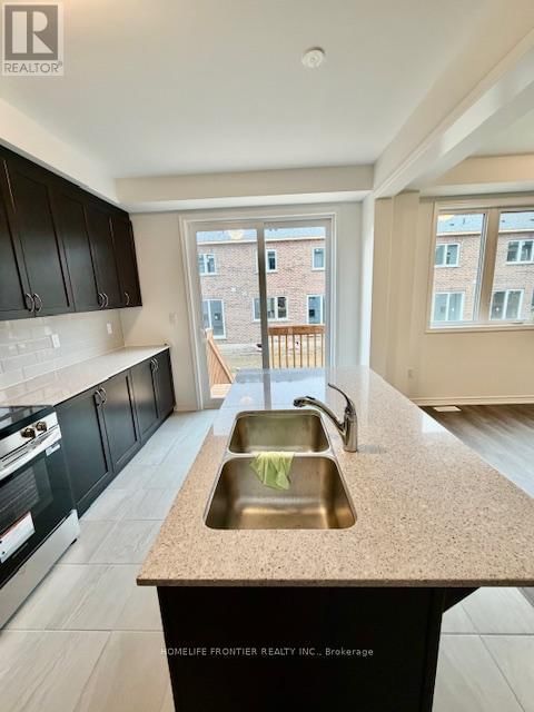 9 VINEWOOD CRESCENT Image 11