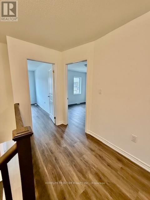 9 VINEWOOD CRESCENT Image 14