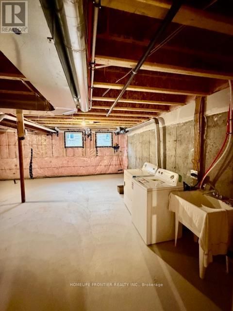 9 VINEWOOD CRESCENT Image 25