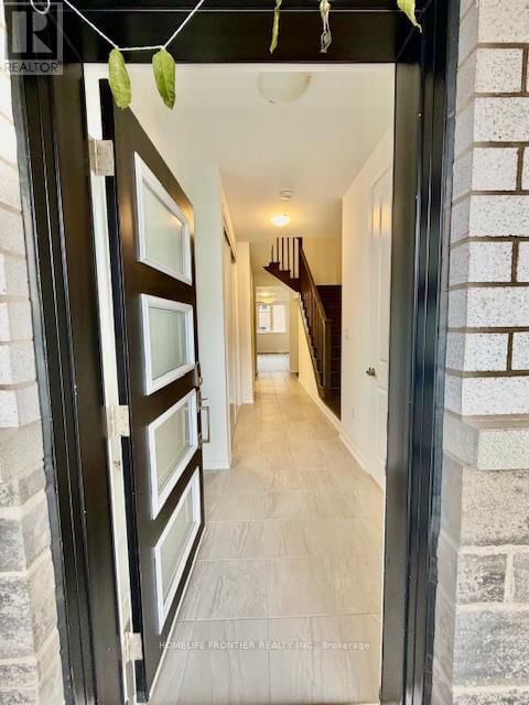 9 VINEWOOD CRESCENT Image 3