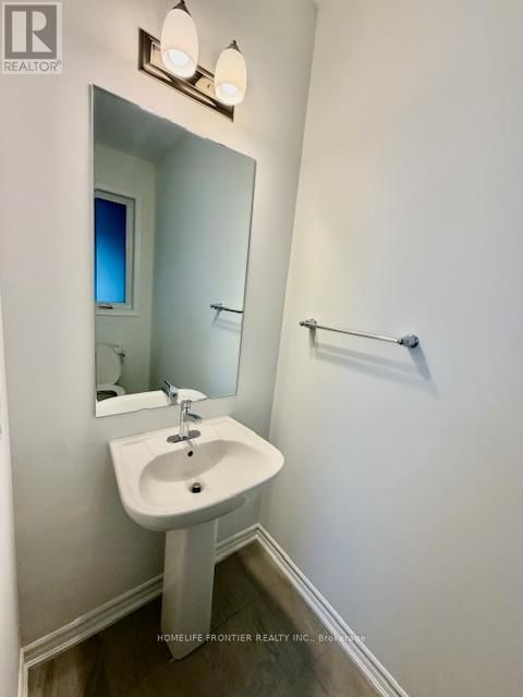 9 VINEWOOD CRESCENT Image 5