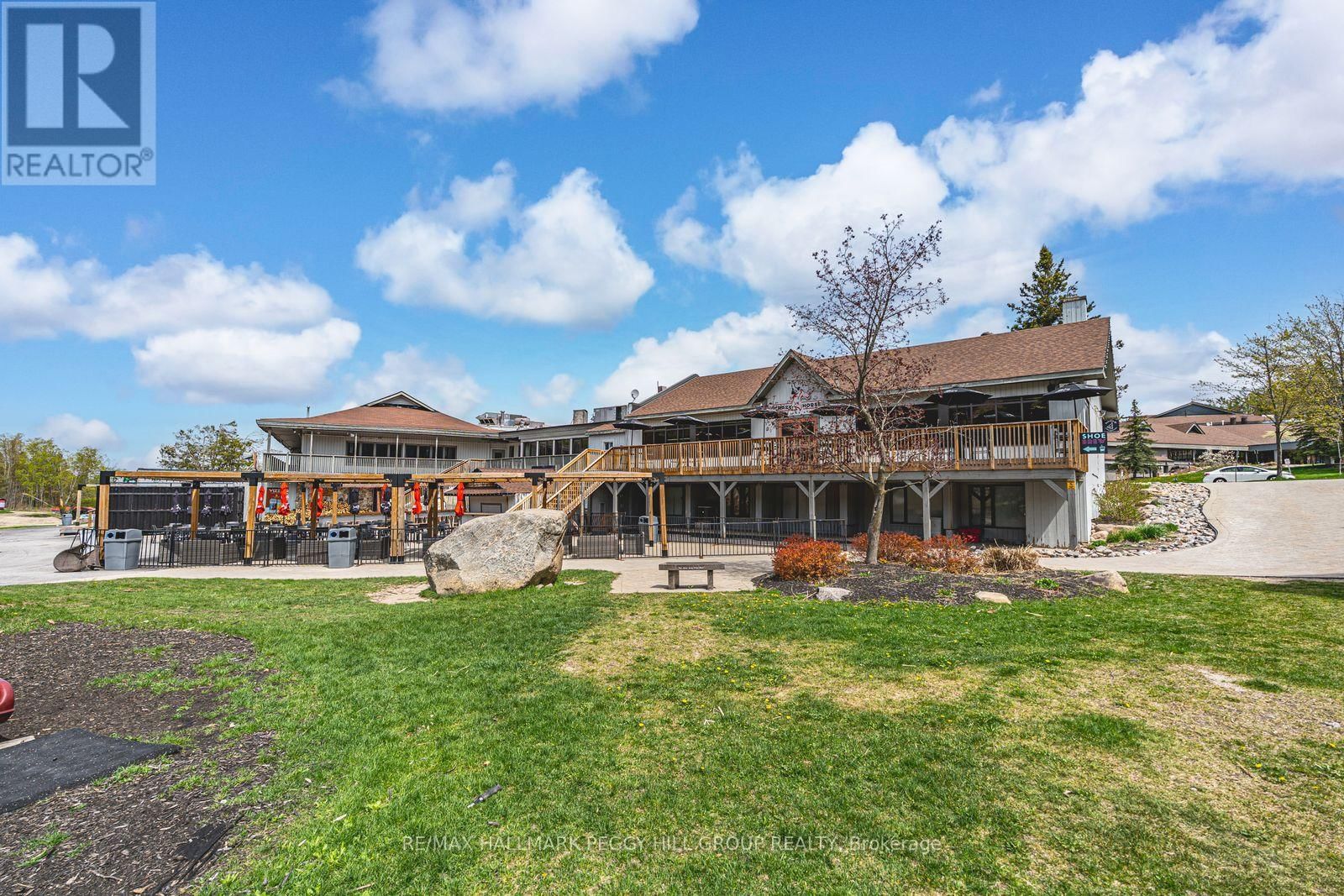 503 - 80 HORSESHOE BOULEVARD Image 19