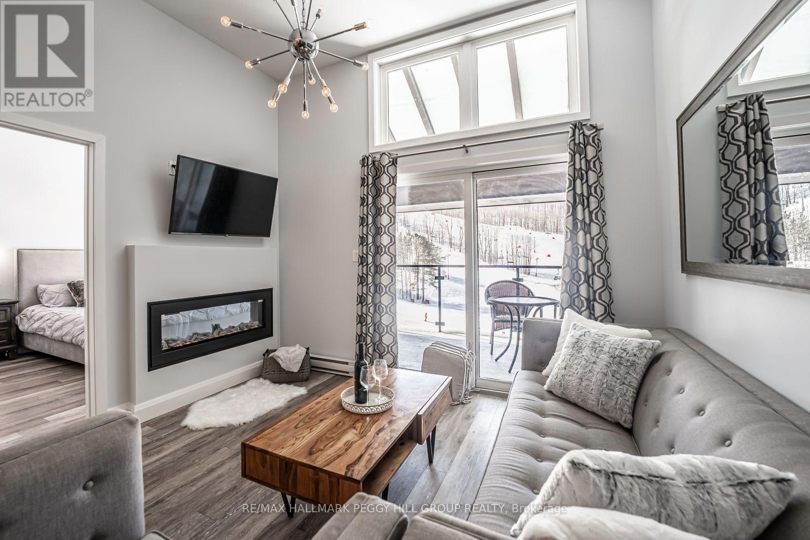 503 - 80 HORSESHOE BOULEVARD Image 3