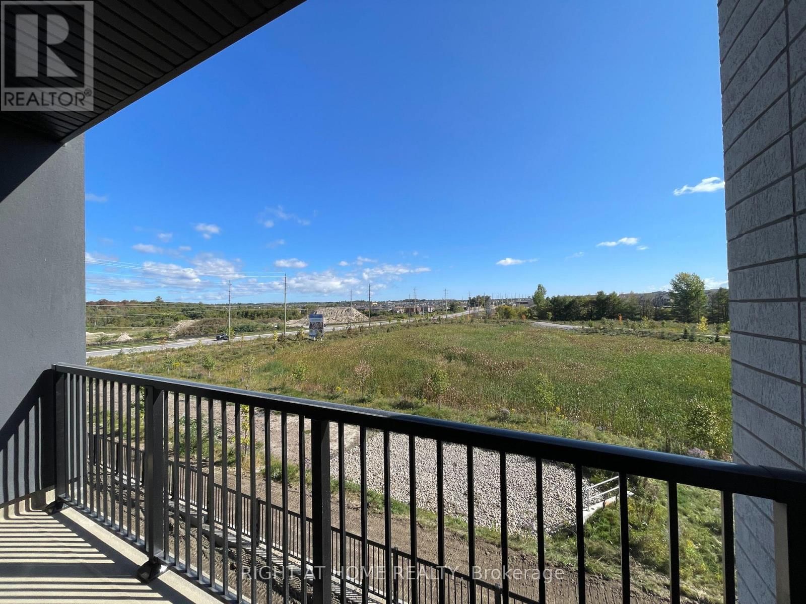 204 - 1 CHEF LANE Image 14