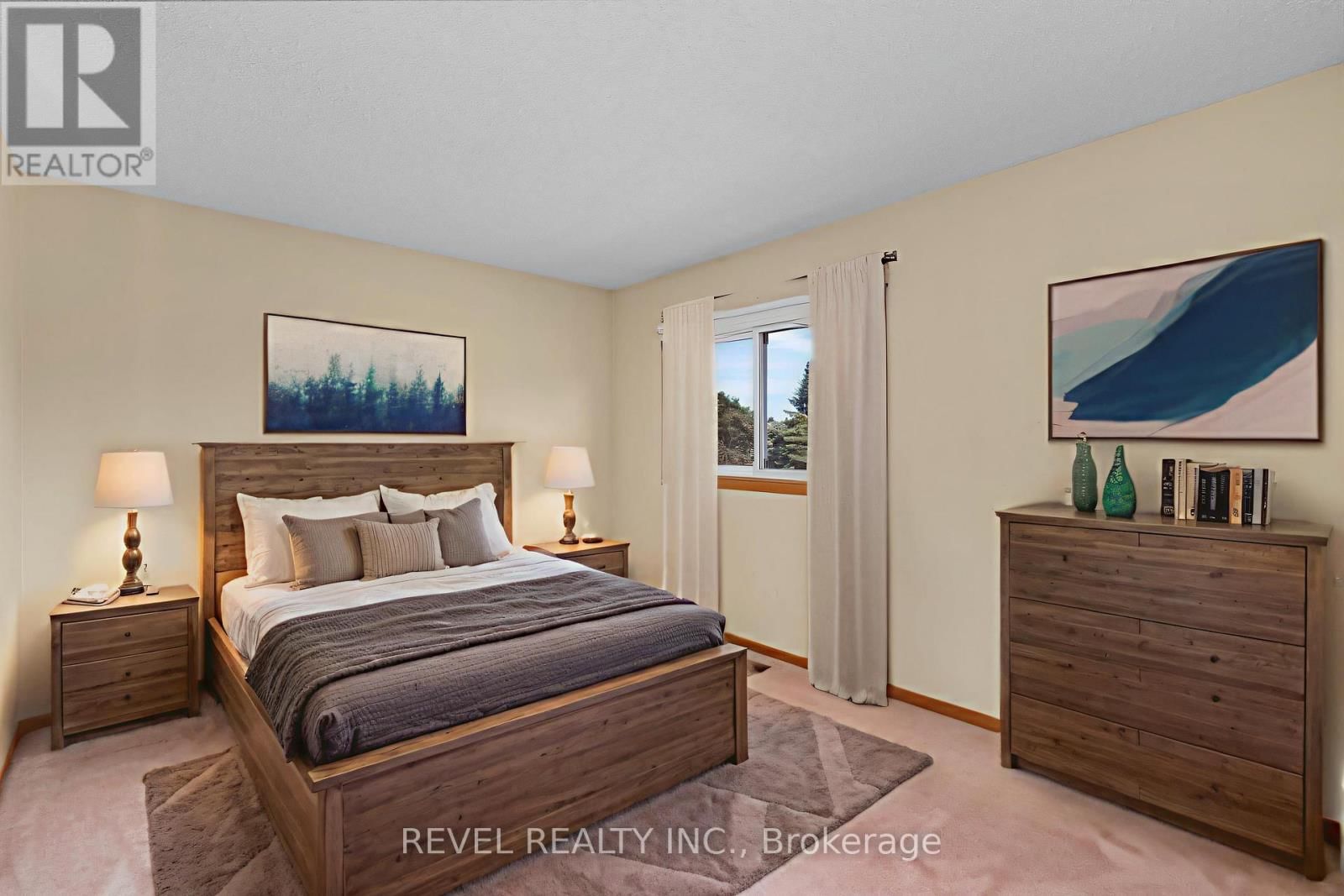 70 LILLIAN CRESCENT Image 18