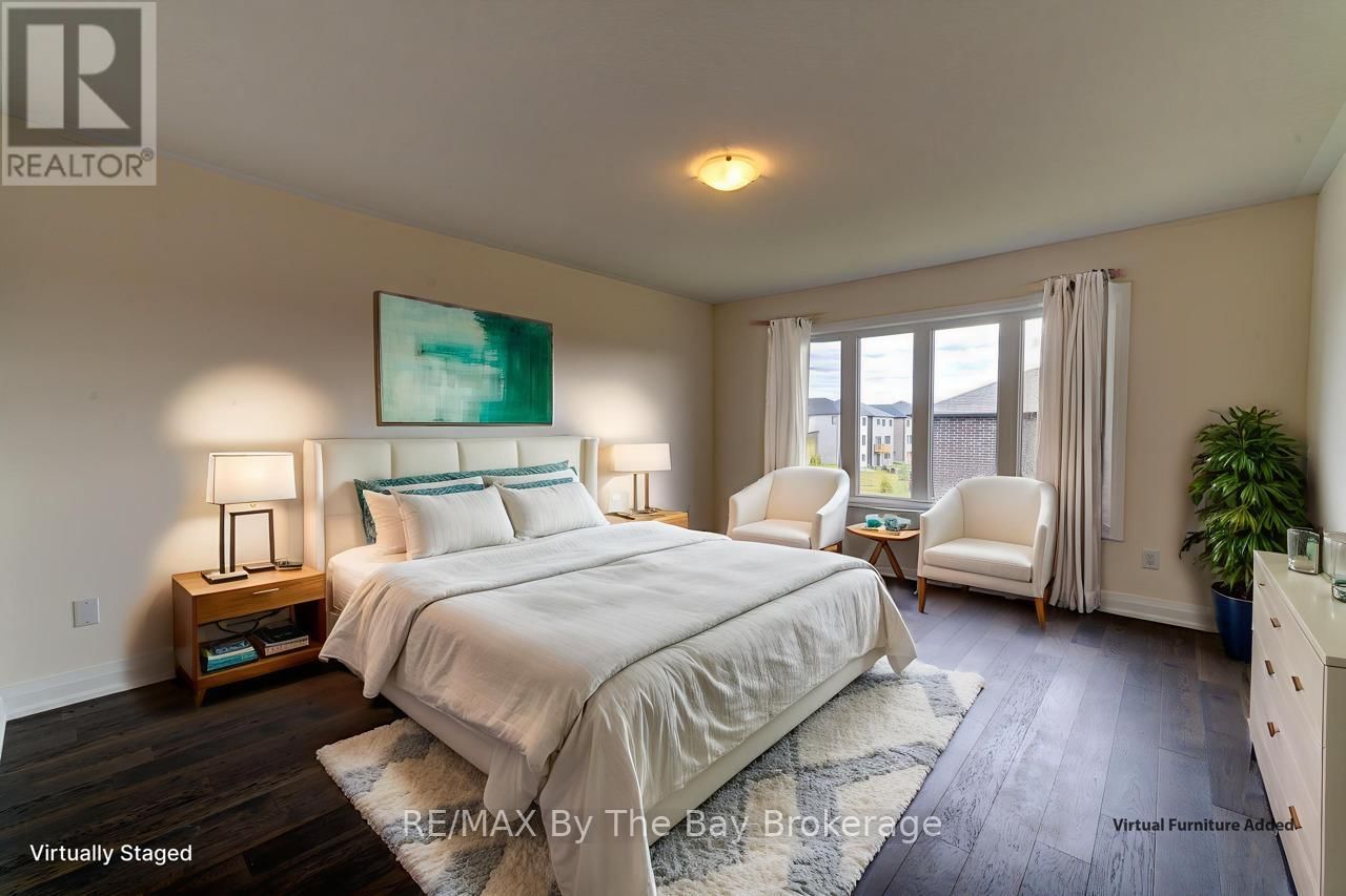 194 ROSANNE CIRCLE Image 24