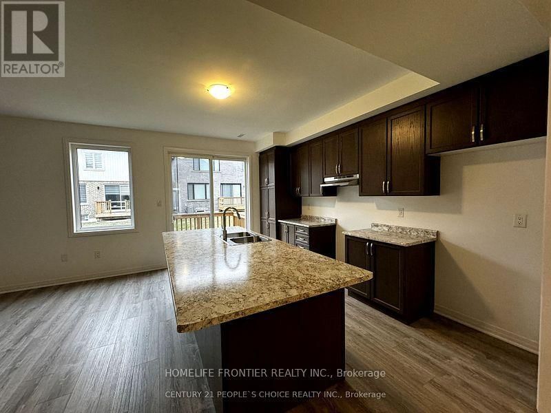 Upper - 33 SHEPHERD DRIVE Image 4