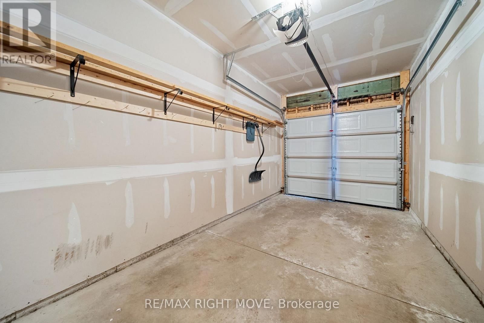 3 TAYLOR DRIVE Image 25